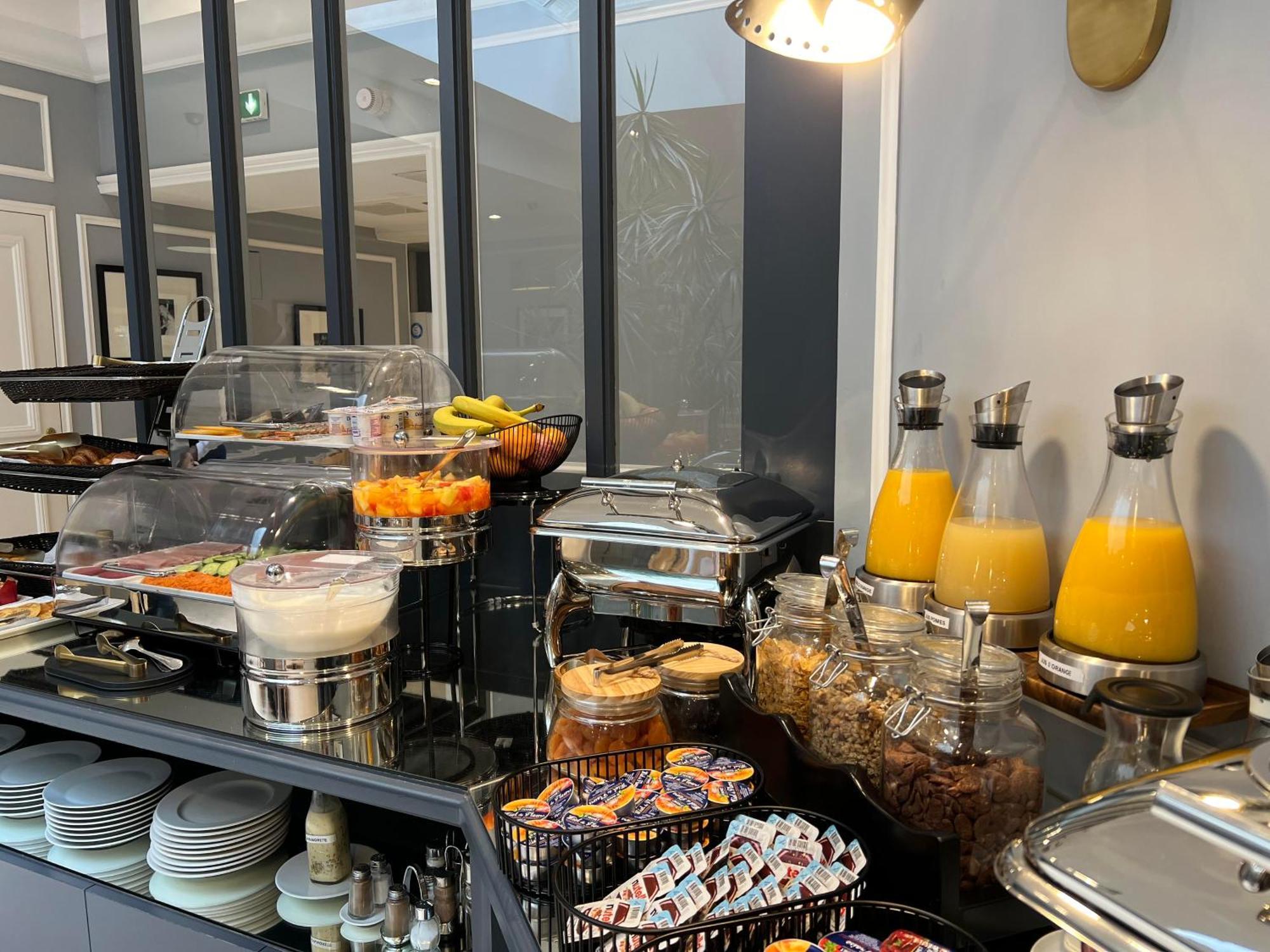 Hotel Central Saint Germain Париж Екстериор снимка