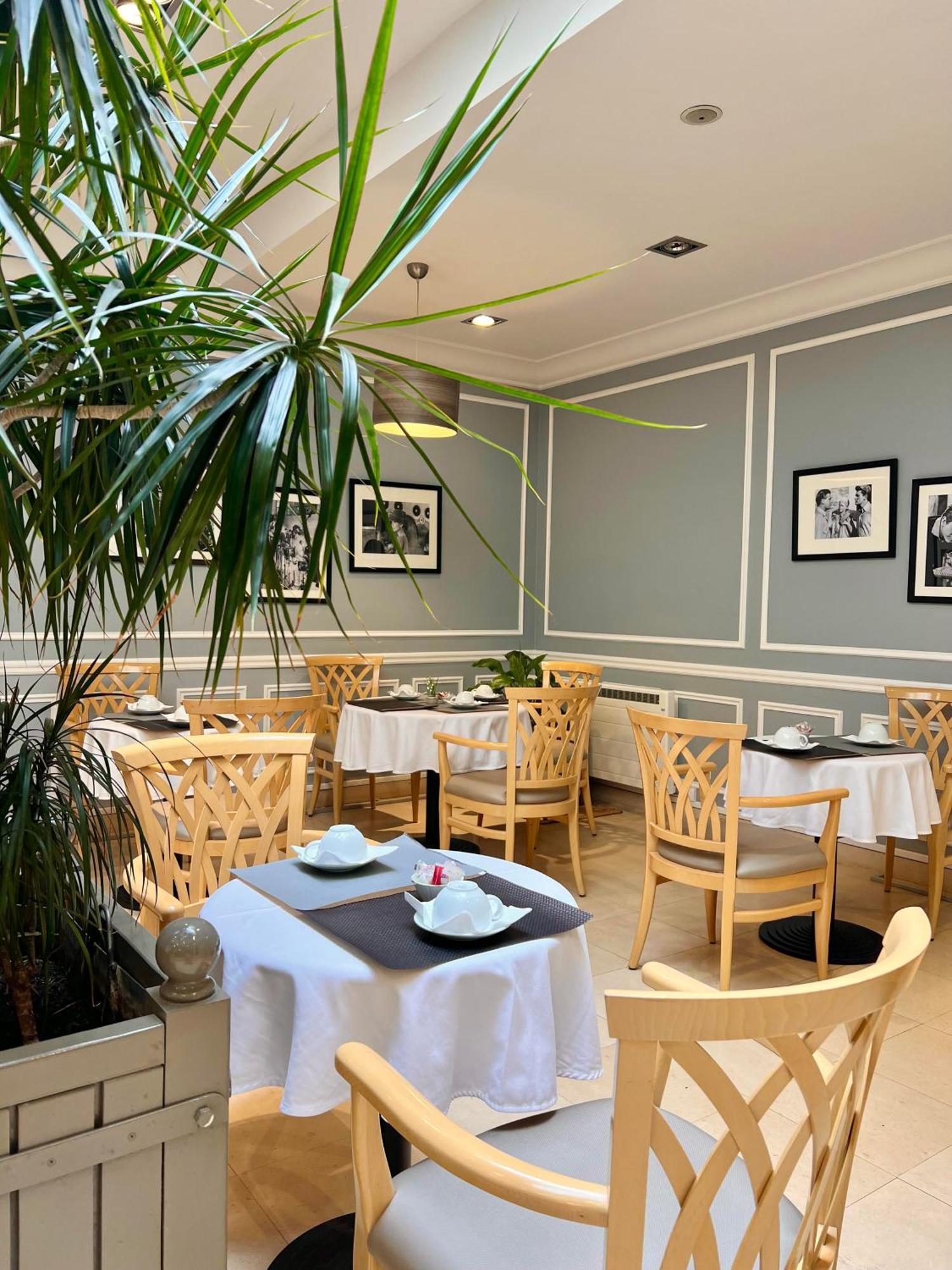 Hotel Central Saint Germain Париж Екстериор снимка