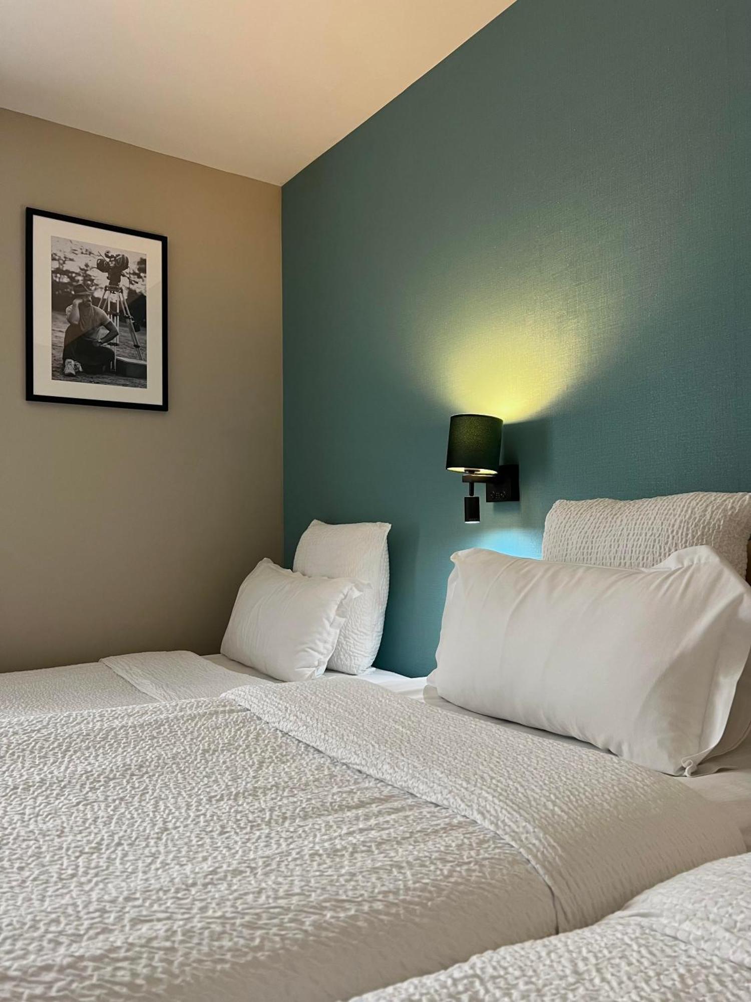 Hotel Central Saint Germain Париж Екстериор снимка
